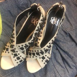 New Rock & Republic 6.5 Taupe Open toed sling back 5 inch heels, All Leather